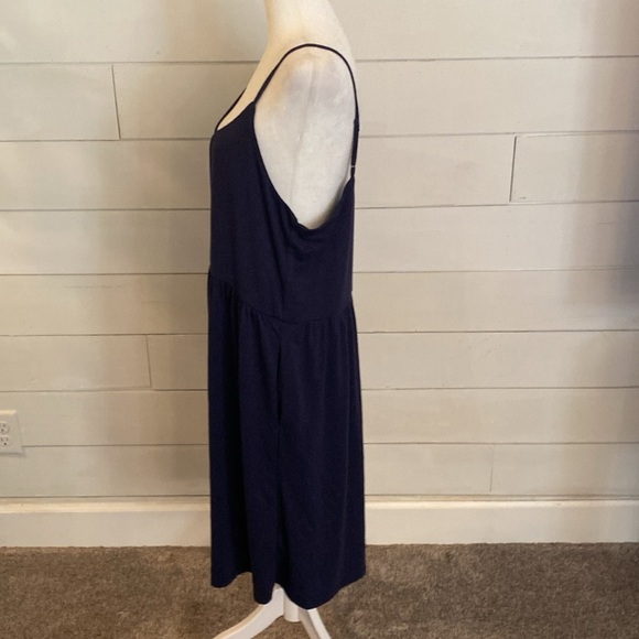 Old Navy dark blue Spagehetti strap sundress. Size XLT. Adjustable straps. - Picture 7 of 15